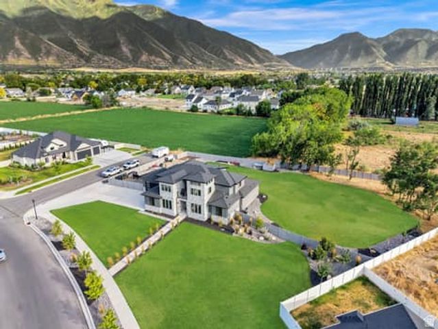 1327 W 500 N, Mapleton, UT 84664
