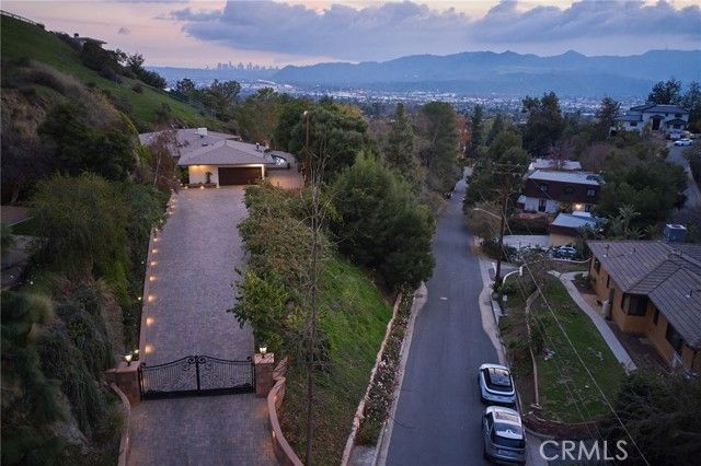 1752 Thurber Place, Burbank, CA 91501