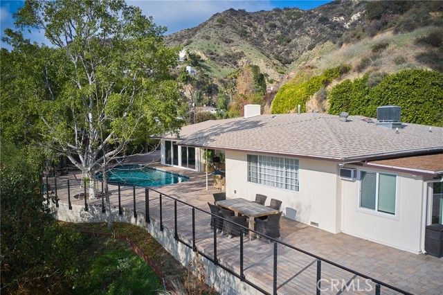 1752 Thurber Place, Burbank, CA 91501