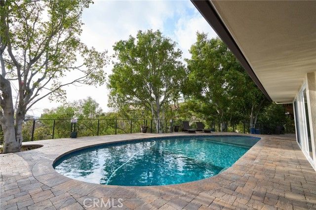 1752 Thurber Place, Burbank, CA 91501