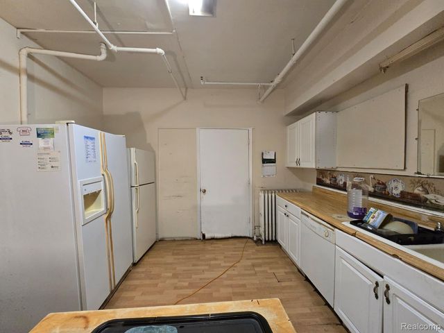 903 E Court Street, Flint, MI 48503