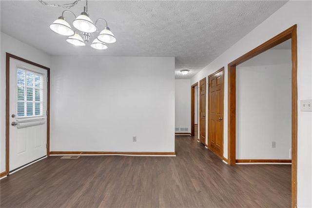 2729 Cheatham NW Court, Acworth, GA 30101