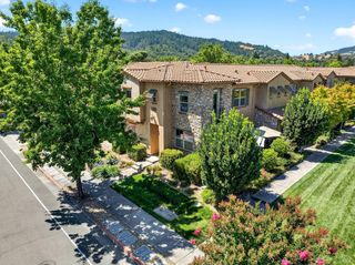 180 Healdsburg Ave #A, Cloverdale, CA 95425