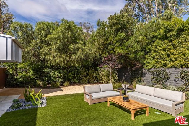 5932 Busch Drive, Malibu, CA 90265