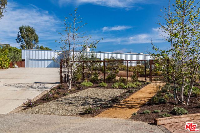 5932 Busch Drive, Malibu, CA 90265