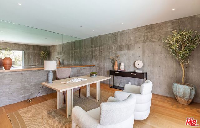 5932 Busch Drive, Malibu, CA 90265