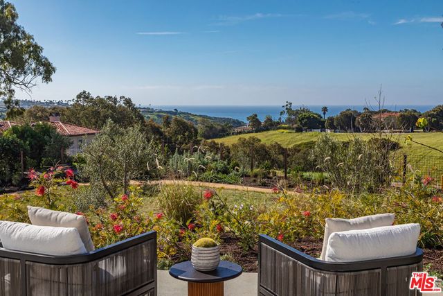 5932 Busch Drive, Malibu, CA 90265