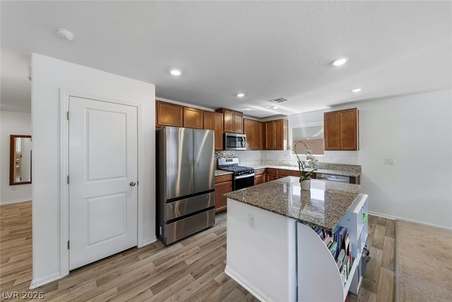 6921 Noche Calida Street, North Las Vegas, NV 89086