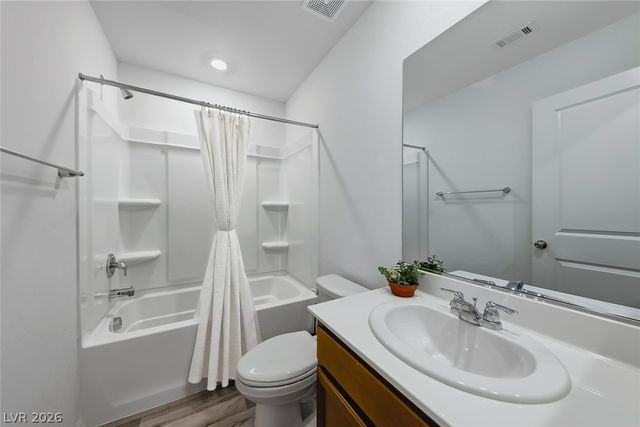 6921 Noche Calida Street, North Las Vegas, NV 89086