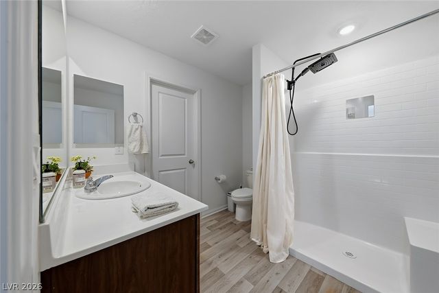 6921 Noche Calida Street, North Las Vegas, NV 89086