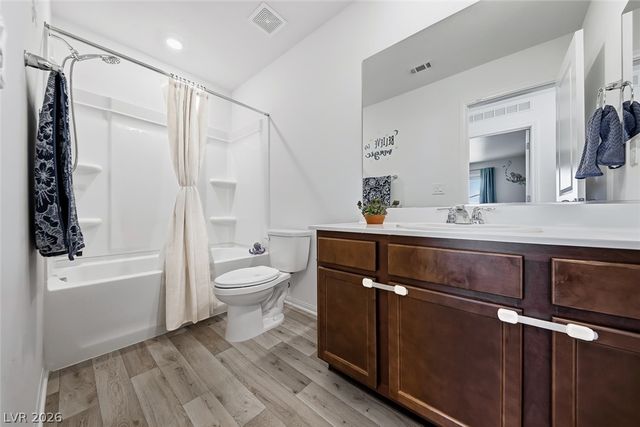 6921 Noche Calida Street, North Las Vegas, NV 89086