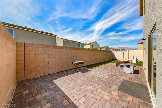 6921 Noche Calida Street, North Las Vegas, NV 89086