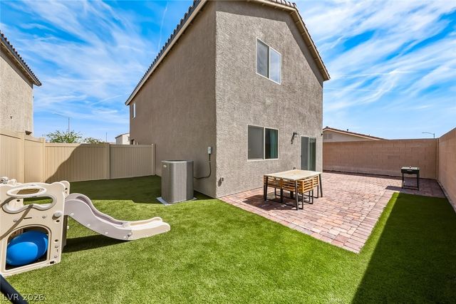 6921 Noche Calida Street, North Las Vegas, NV 89086