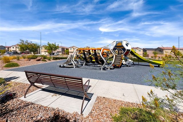 6921 Noche Calida Street, North Las Vegas, NV 89086