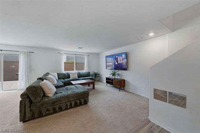 6921 Noche Calida Street, North Las Vegas, NV 89086