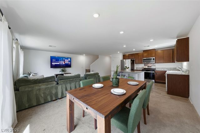 6921 Noche Calida Street, North Las Vegas, NV 89086