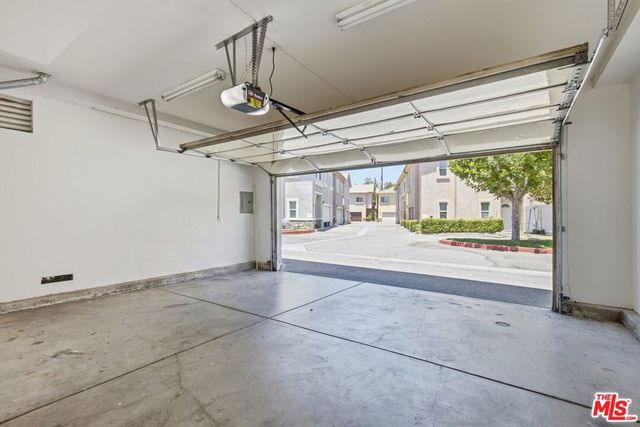 20300 Vanowen Street 41, Winnetka, CA 91306