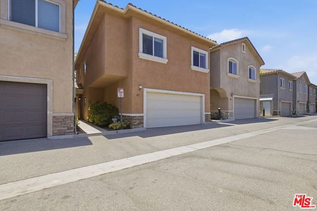 20300 Vanowen Street 41, Winnetka, CA 91306