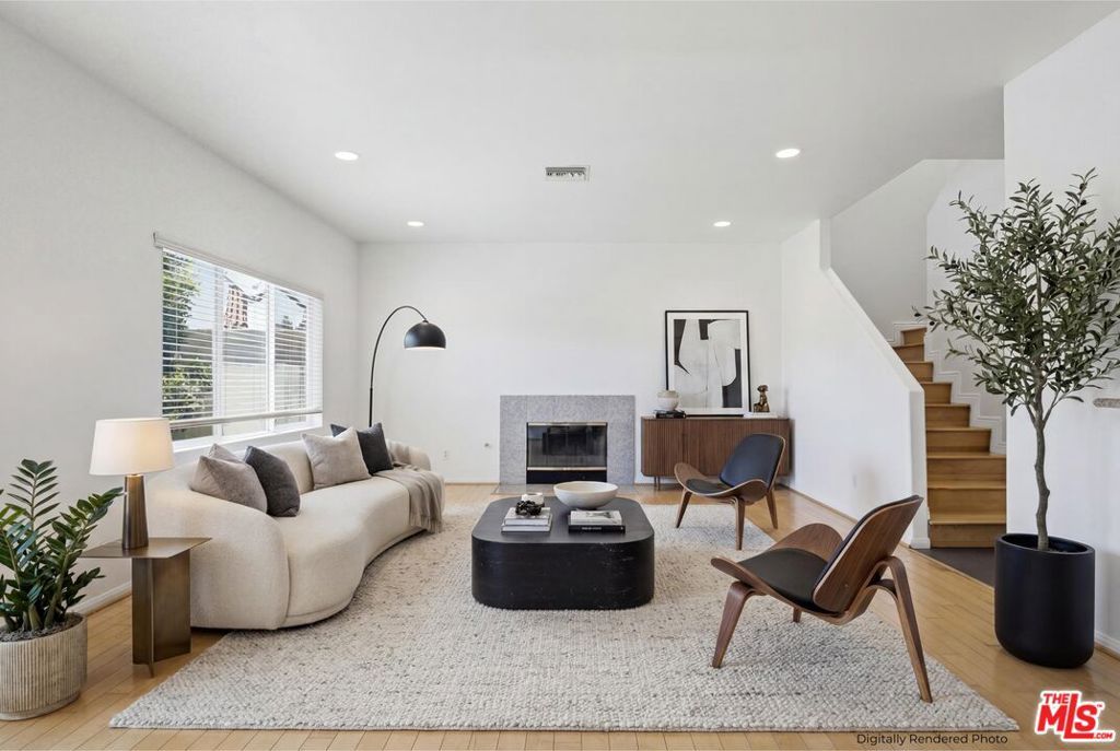 20300 Vanowen Street 41, Winnetka, CA 91306