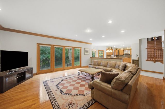 9611 KRIS Trail, Orland Park, IL 60462