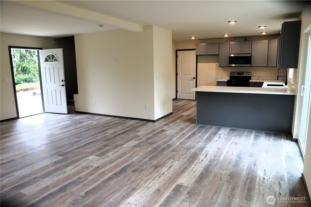29116 31st Avenue E, Spanaway, WA 98387