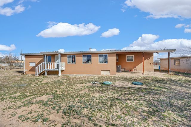 255 Calle De Blas, Corrales, NM 87048