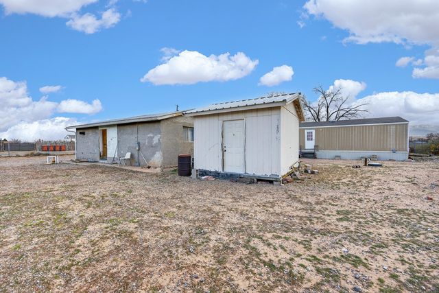 255 Calle De Blas, Corrales, NM 87048