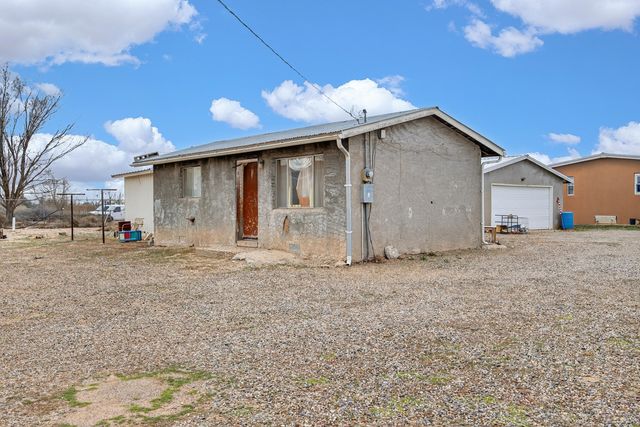 255 Calle De Blas, Corrales, NM 87048