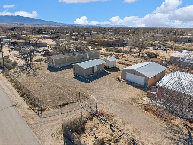 255 Calle De Blas, Corrales, NM 87048