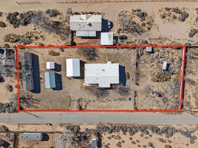255 Calle De Blas, Corrales, NM 87048