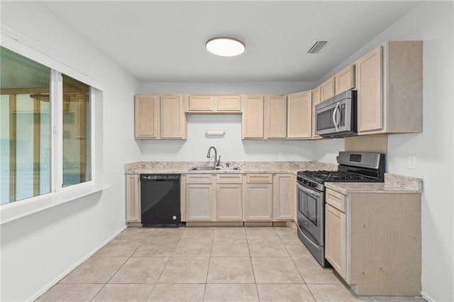 759 Trailwood Drive W, Mobile, AL 36608