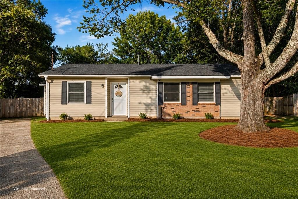 759 Trailwood Drive W, Mobile, AL 36608