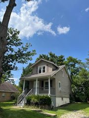 9 Ridgeway Avenue, Florence, KY 41042