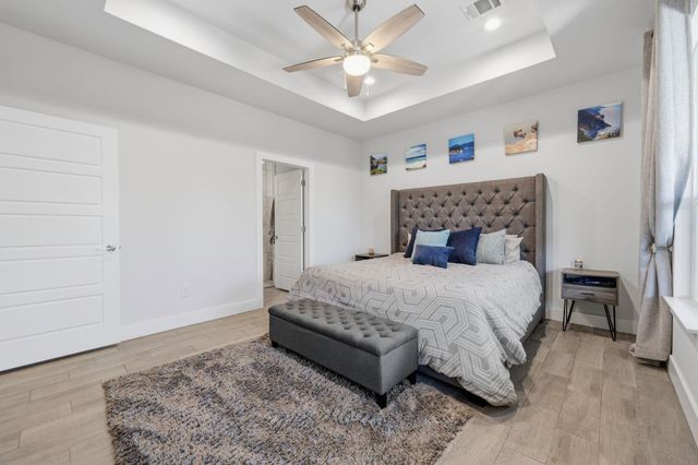 18605 Masters CV, Point Venture, TX 78645