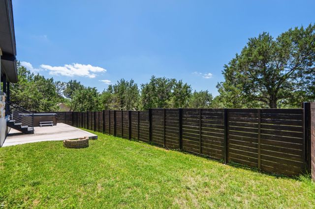 18605 Masters CV, Point Venture, TX 78645