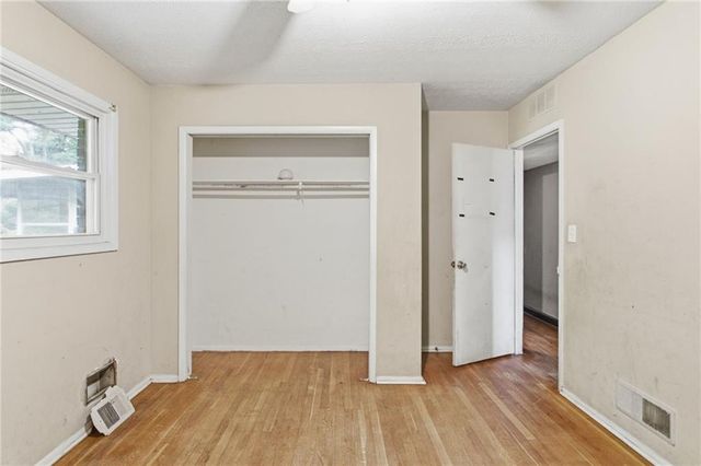 5957 Baywood Lane, Riverdale, GA 30296