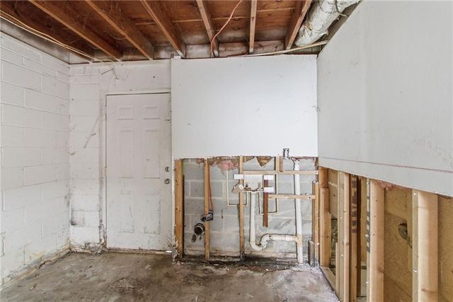 5957 Baywood Lane, Riverdale, GA 30296