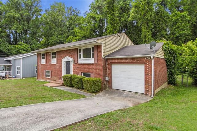 5957 Baywood Lane, Riverdale, GA 30296