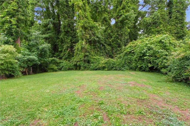 5957 Baywood Lane, Riverdale, GA 30296
