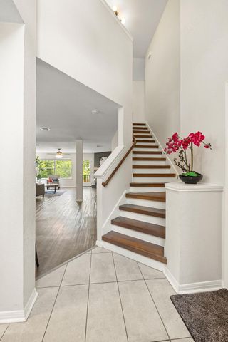 2327 Wright CIR, Round Rock, TX 78664