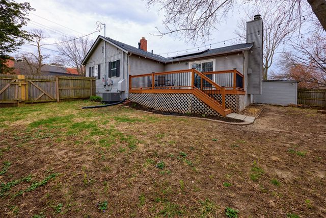 801 Boulder Avenue, Des Moines, IA 50315