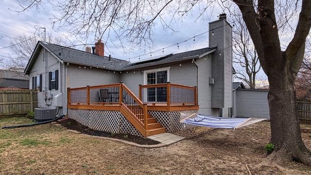 801 Boulder Avenue, Des Moines, IA 50315