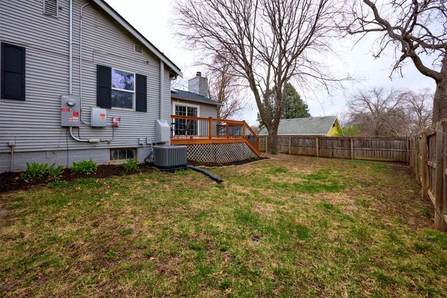 801 Boulder Avenue, Des Moines, IA 50315