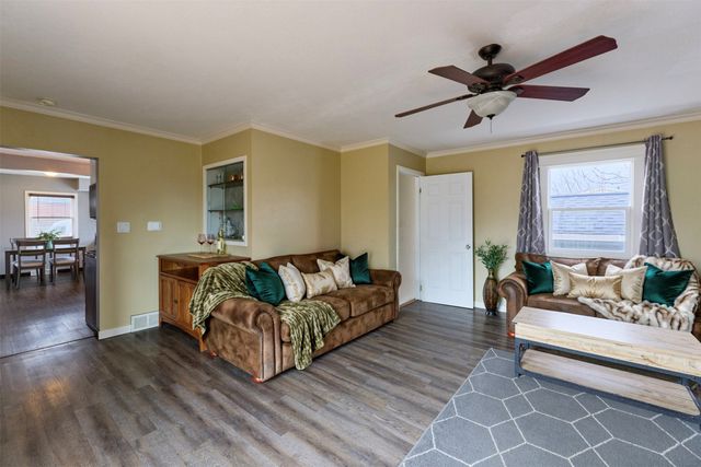 801 Boulder Avenue, Des Moines, IA 50315