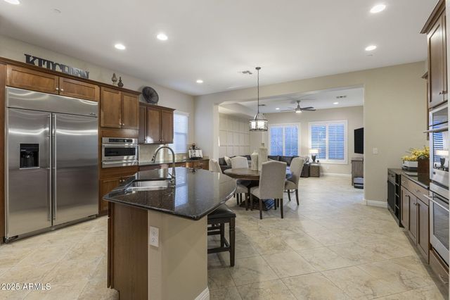 3911 E ROCKINGHAM Road, Phoenix, AZ 85050