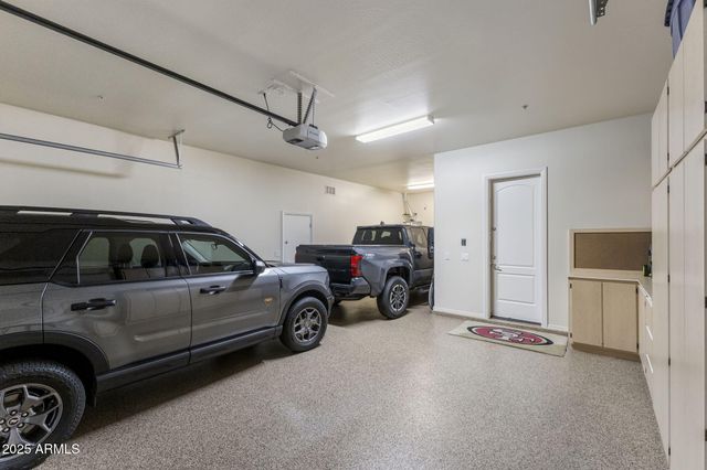 3911 E ROCKINGHAM Road, Phoenix, AZ 85050