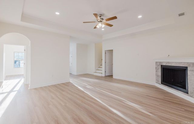 6902 Grace Village Drive, Alexander, AR 72002