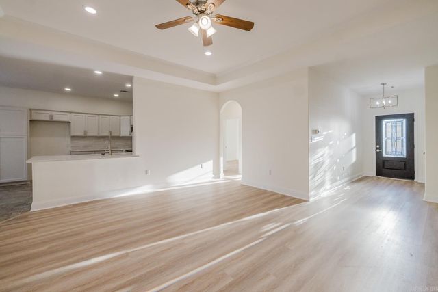 6902 Grace Village Drive, Alexander, AR 72002