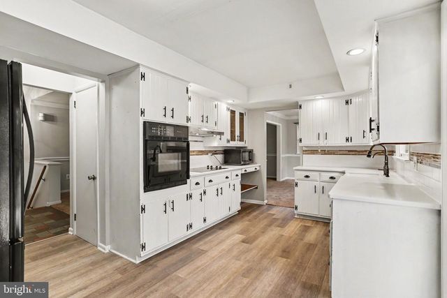 381 IRONSTONE RIDGE RD, Lancaster, PA 17603