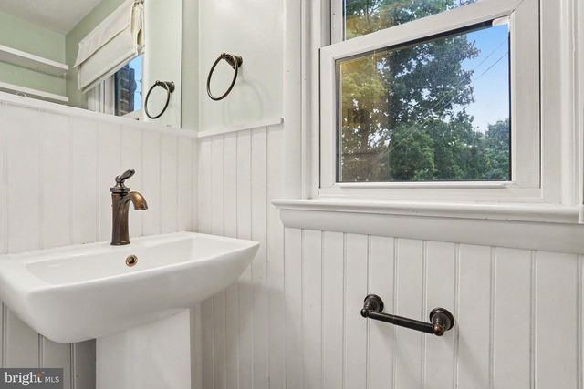 381 IRONSTONE RIDGE RD, Lancaster, PA 17603